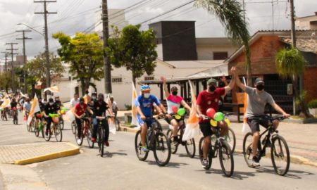 Com passeio ciclístico, Dr. Juninho lança proposta de mobilidade urbana