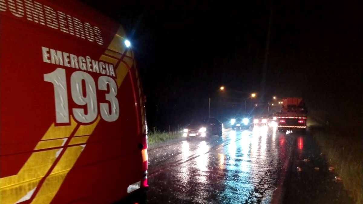 Homem é atropelado na Rodovia Genésio Mazon