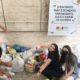 Adolescentes arrecadam alimentos para a Casa Guido