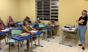 Morro da Fumaça retoma Classe de Alfabetização de Jovens e Adultos