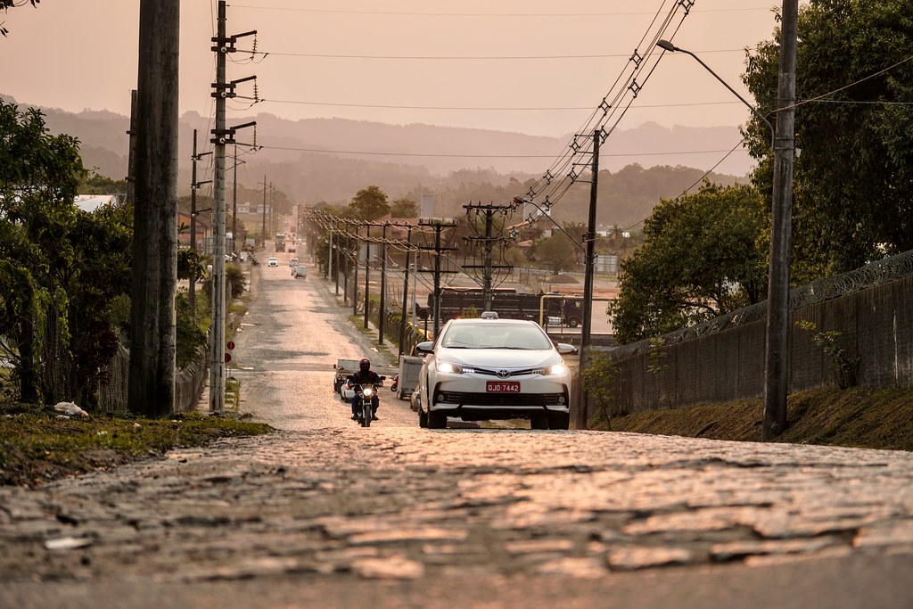 SC-442: prefeito e vice comemoram licitação para conclusão da obra