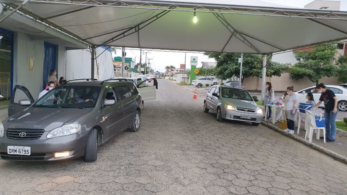 Idosos de 66 e 67 anos serão vacinados nesta terça-feira em Morro da Fumaça