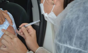 Covid-19: Pessoas de 62 anos serão vacinadas nesta quarta-feira em Morro da Fumaça