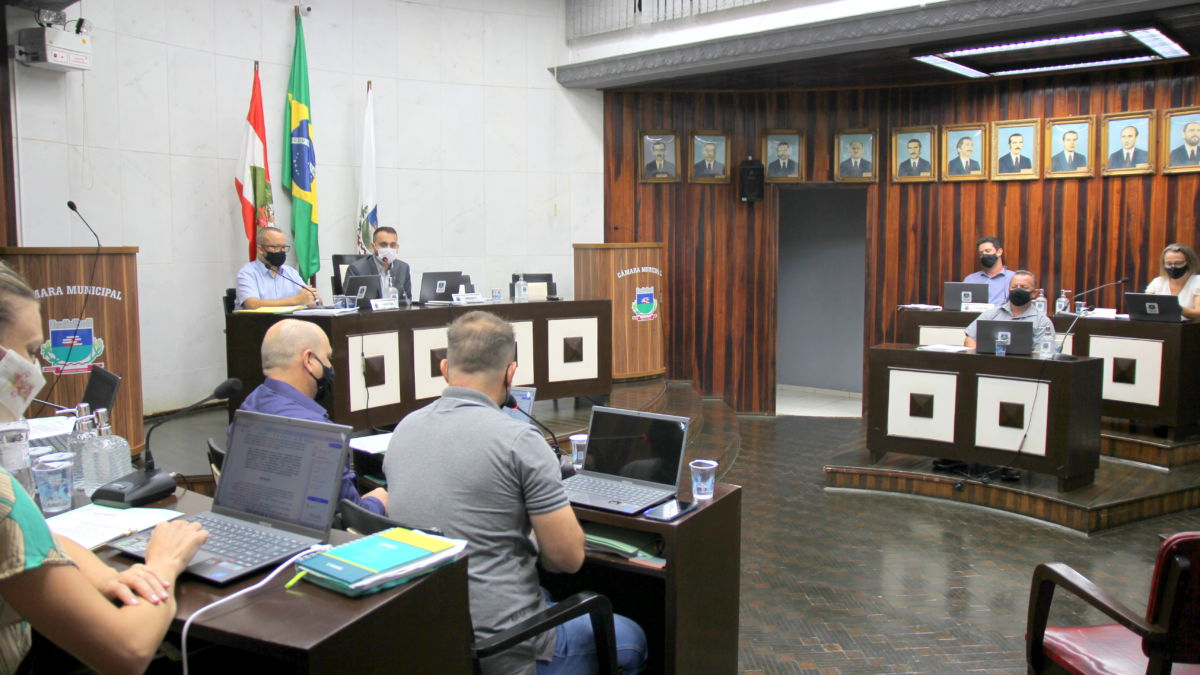 Câmara de Morro da Fumaça debate ideia para entrega de exames e remédios em casa