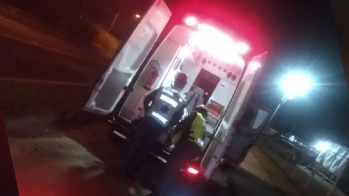 Motociclista fica ferido após queda no Bairro Capelinha