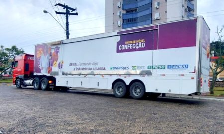 Escola Móvel do Senai chega a Morro da Fumaça