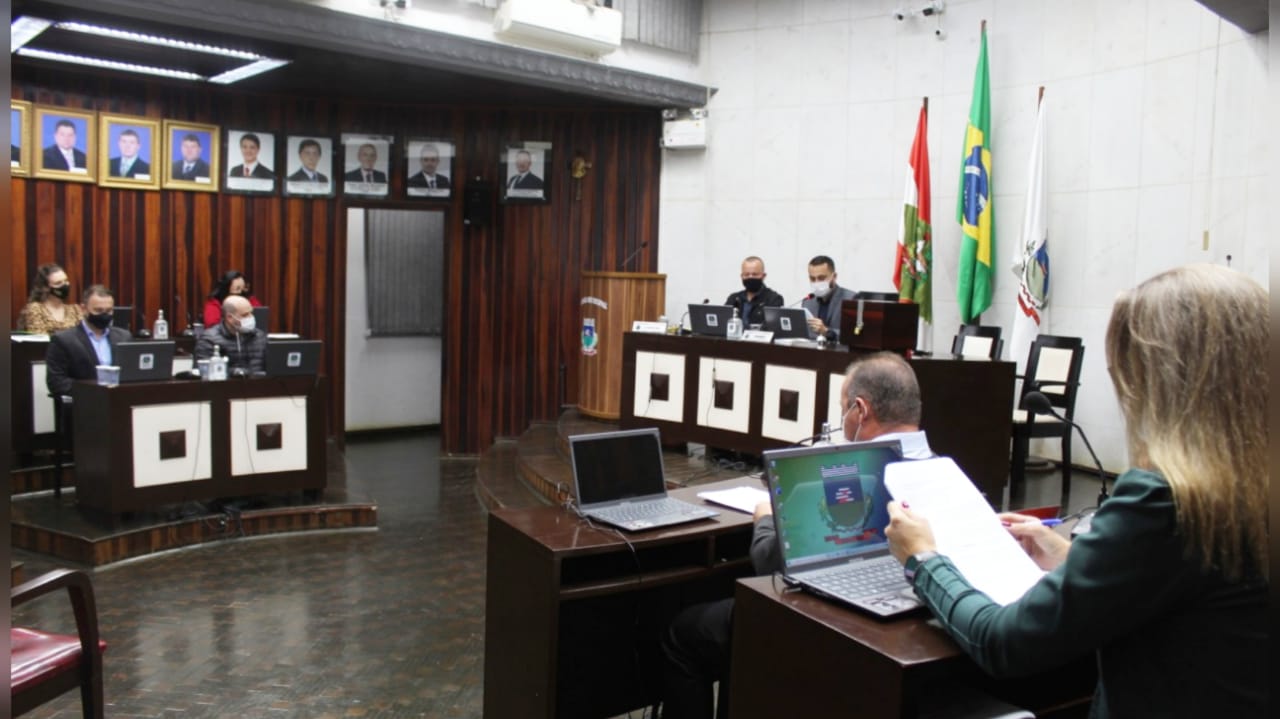 Contas do prefeito Noi Coral são aprovadas pelo Legislativo fumacense