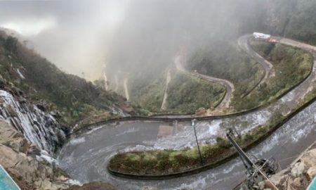 Congelamento das pistas mantém bloqueio na Serra do Rio do Rastro
