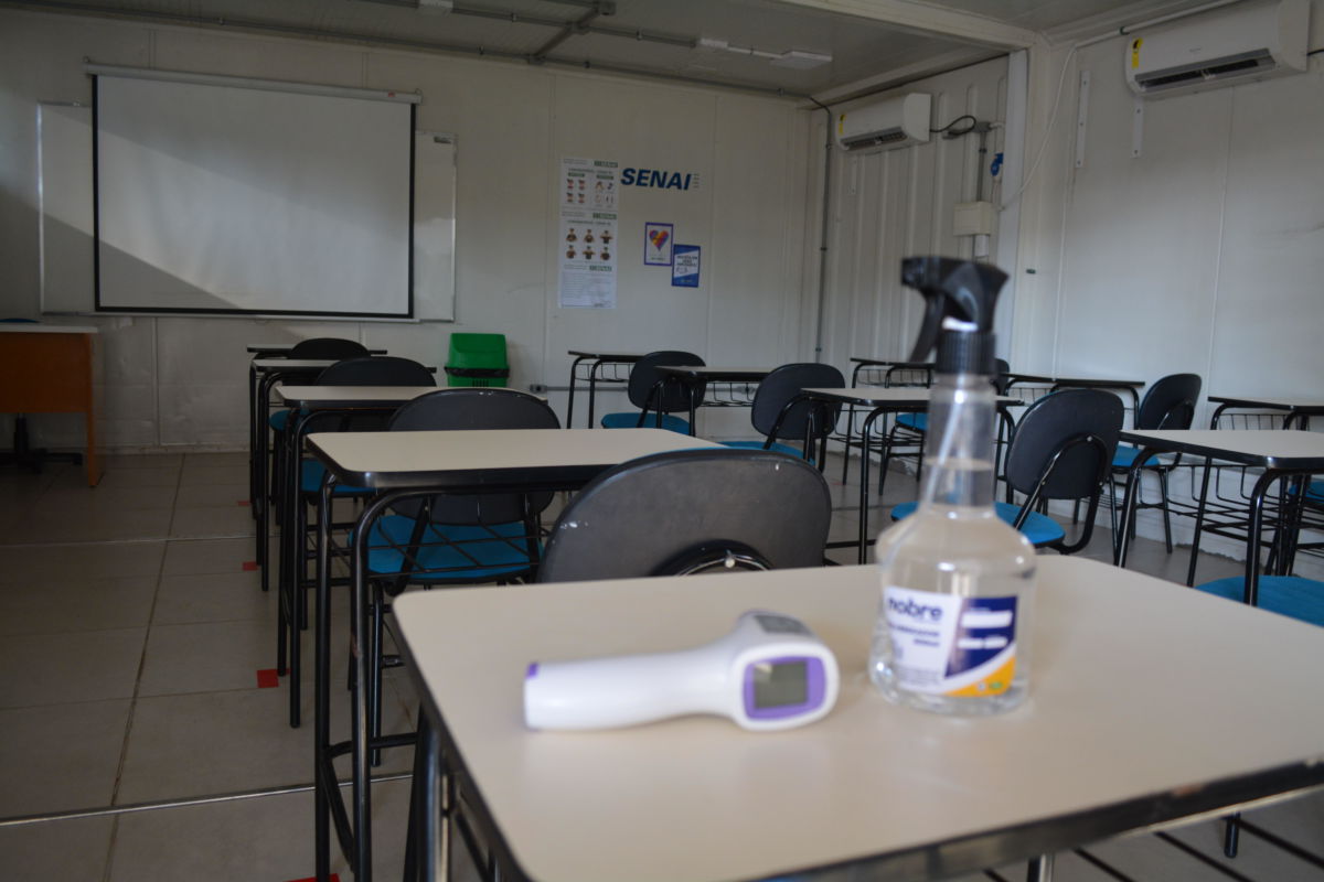 Estrutura da primeira escola móvel do estado está montada em Morro da Fumaça