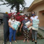 Mulheres dos Clubes de Mães recebem materiais para confecção de trabalhos