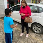 Alunos da Escola Pietro Maccari vão às ruas para abordar conscientização no trânsito