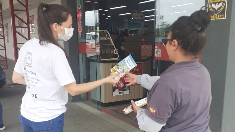 Vigilância Sanitária promove conscientização sobre a dengue