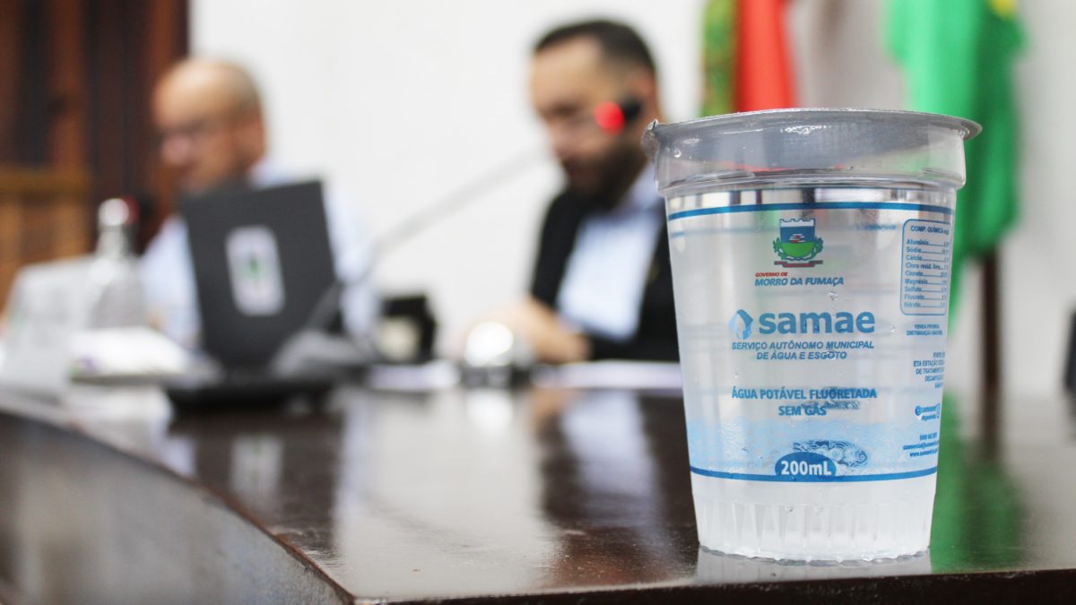 Câmara de Morro da Fumaça irá servir água do Samae para convidados em reuniões e audiências