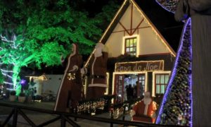 Artesanato e atrações culturais em mais uma semana de programação da Vila Natalina