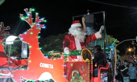 Caravana do Papai Noel visita Estação Cocal
