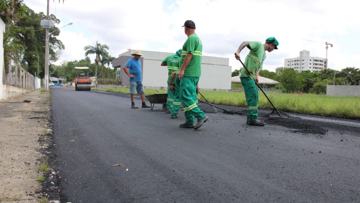 Mais três ruas de Morro da Fumaça recebem asfalto