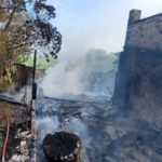 Bombeiros de Morro da Fumaça atendem incêndio em galpão