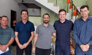 Prefeito interino assume e fica no cargo por 21 dias