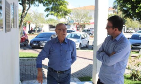 Prefeito em exercício, Eduardo Guollo apresenta demandas de Morro da Fumaça ao senador Esperidião Amin