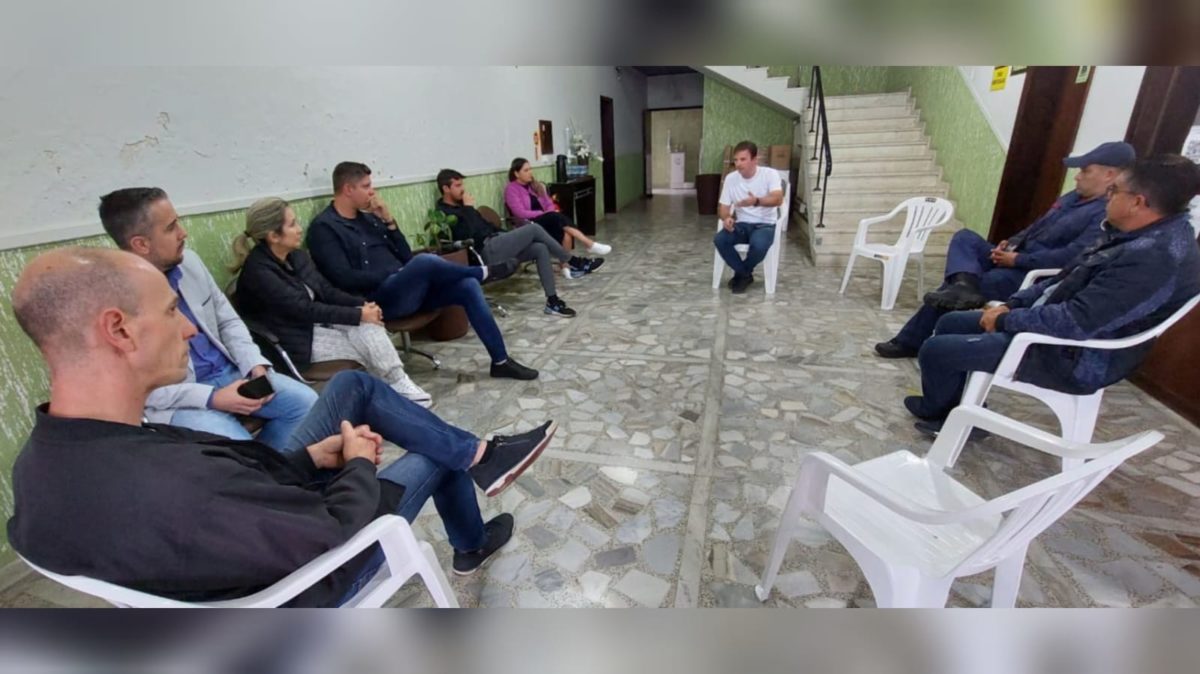 Com previsão de chuva forte, prefeito em exercício discute plano de emergência em Morro da Fumaça