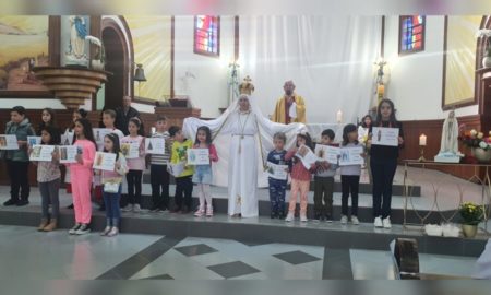 Famílias prestigiam 4ª Missa das Crianças na Matriz São Roque
