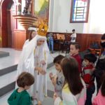 Famílias prestigiam 4ª Missa das Crianças na Matriz São Roque
