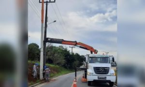 Cermoful Energia instala novo religador no bairro Bortolatto