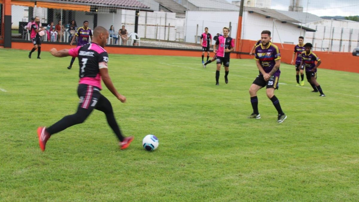 Semifinais do Campeonato Municipal de Futebol Suíço acontecem neste sábado