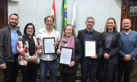 Cantinho do Amor, Igreja Batista Cristã e Beto Madeira recebem Moção de Aplauso no Legislativo