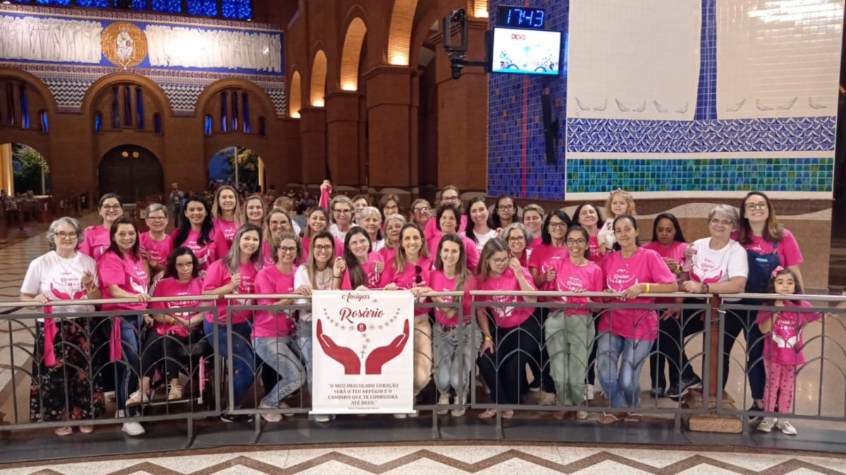 Grupo de orações Amigas do Rosário completa um ano de fé e devoção