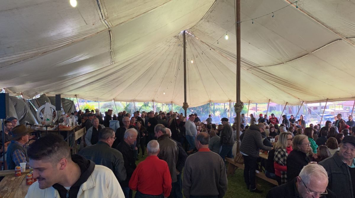 Festa do Capitel reúne a comunidade para celebrar Santo Antônio