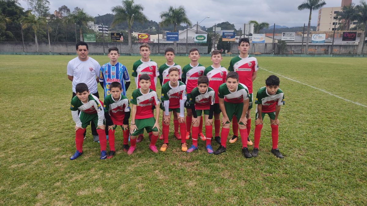 Sub-13 do Rui Barbosa vence na LUD