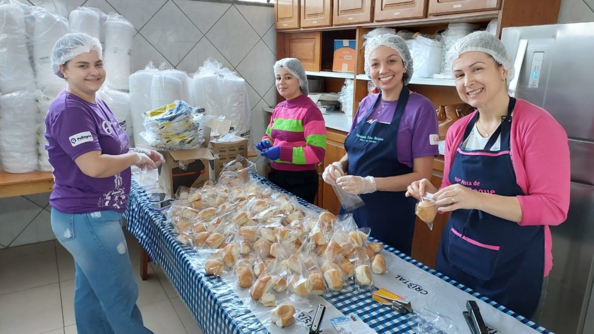 Programação da 64ª Festa de São Roque hoje tem missa e churrasco