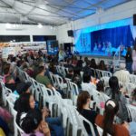 Apresentações e homenagens marcam a primeira noite da Feira do Livro e Cultural