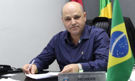 Vereador Laenio chancela projeto que autoriza cessão de imóvel à Associação Empresarial