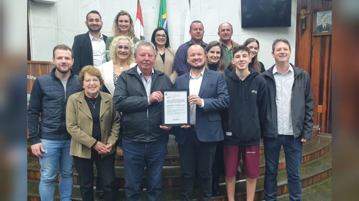 Natreb recebe homenagem na Câmara de Morro da Fumaça por 48 anos de atuação