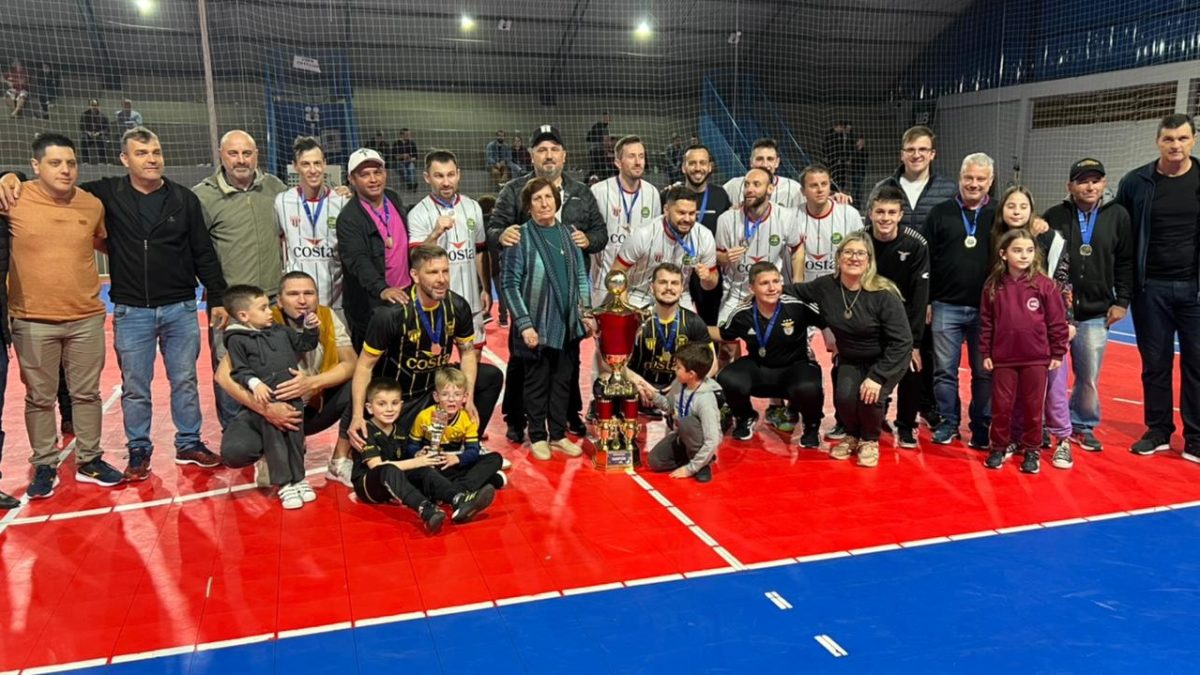 Rui Barbosa/Barçarreco é campeão do municipal de futsal de Morro da Fumaça