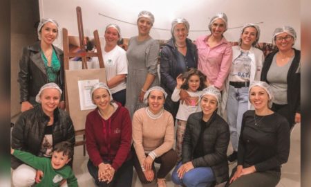 Workshop de Culinária envolve crianças e familiares no centro educacional Sons do Verde