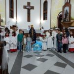 Missa em homenagem a Nossa Senhora Aparecida reúne fiéis na Igreja Matriz