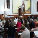 Missa em homenagem a Nossa Senhora Aparecida reúne fiéis na Igreja Matriz