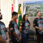 Gestores municipais recebem atletas fumacenses de muaythai