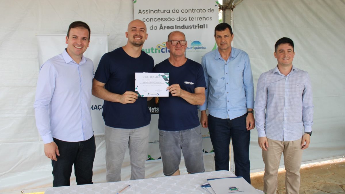 Governo de Morro da Fumaça entrega terrenos da Área Industrial I