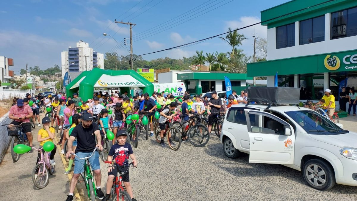 Cermoful Energia promove passeio ciclístico dentro da programação dos 60 anos