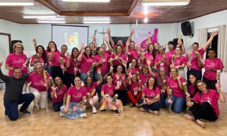 Mulheres Cooperativistas da Cermoful forma turma