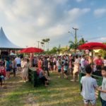 Famílias prestigiam abertura de Natal em Estação Cocal