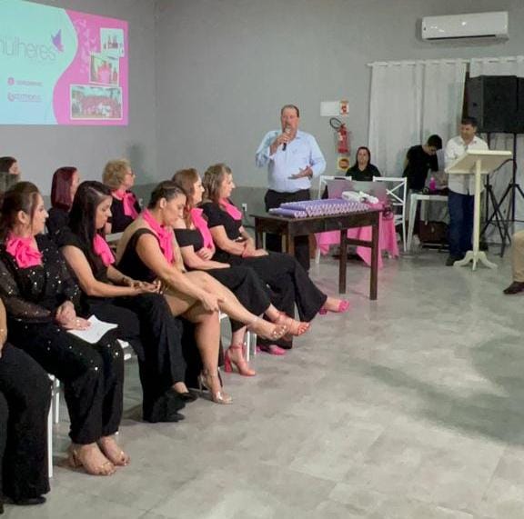 Cermoful promove formatura do programa Mulheres Cooperativistas
