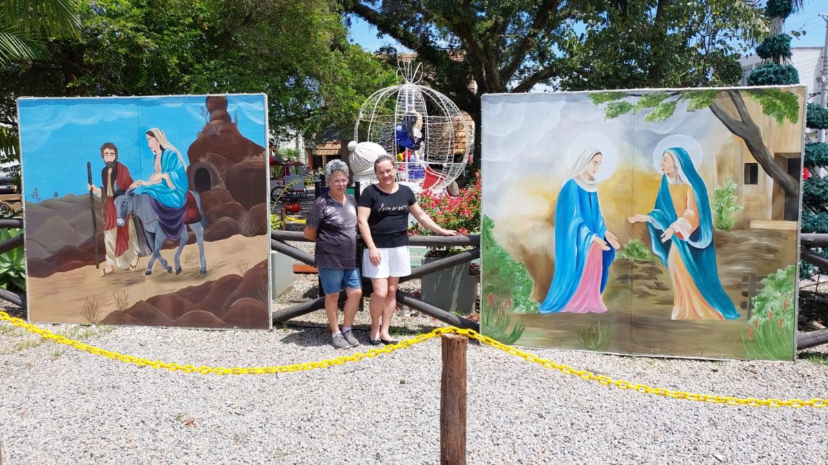 Painéis com a história do Menino Jesus encantam a Vila Natalina