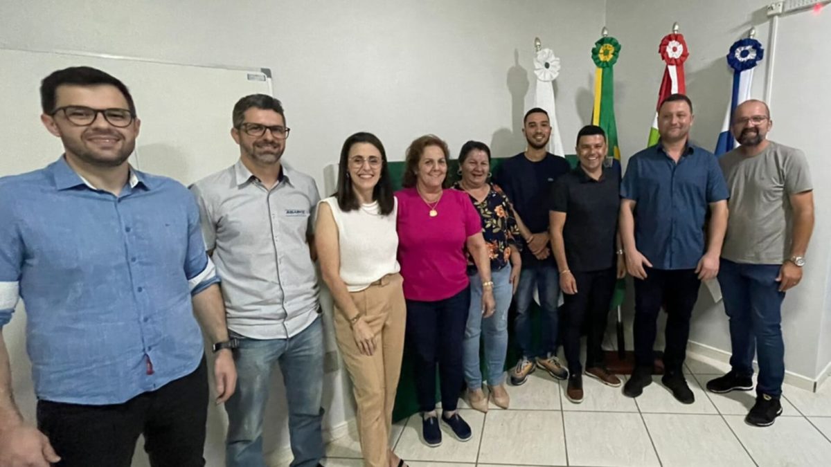 Diretoria eleita da CDL realiza primeira reunião de planejamento