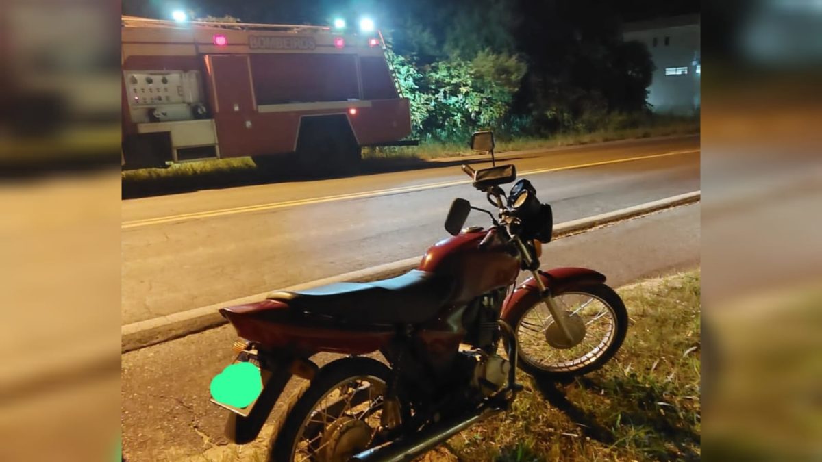 Acidente deixa motociclista ferido no Bairro Barracão