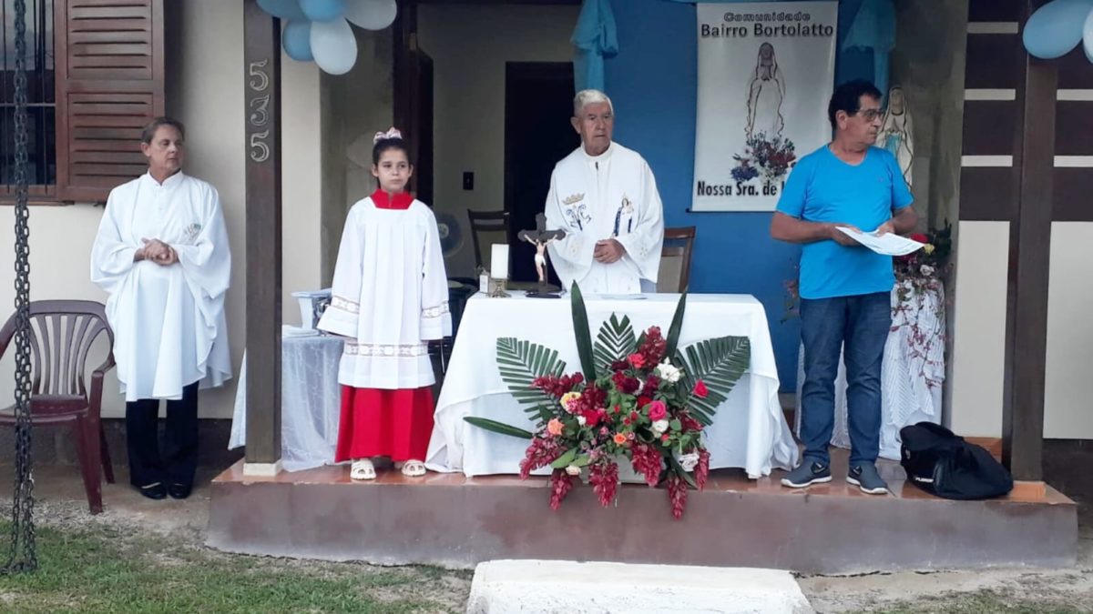 Bairro Bortolatto celebra Nossa Senhora de Lourdes